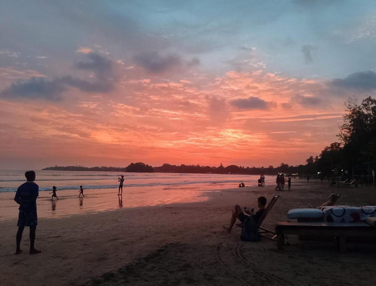 Skywalker Guest House Weligama Kültér fotó
